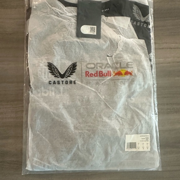 Red Bull Racing Las Vegas Grand Prix Official T-Shirt - Picture 5 of 5